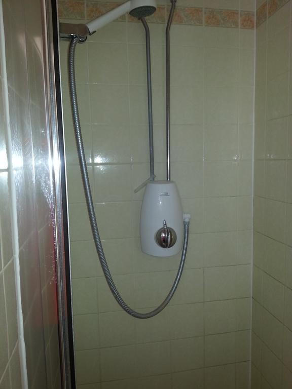 نيوماركت Cadogan Hotel المظهر الخارجي الصورة